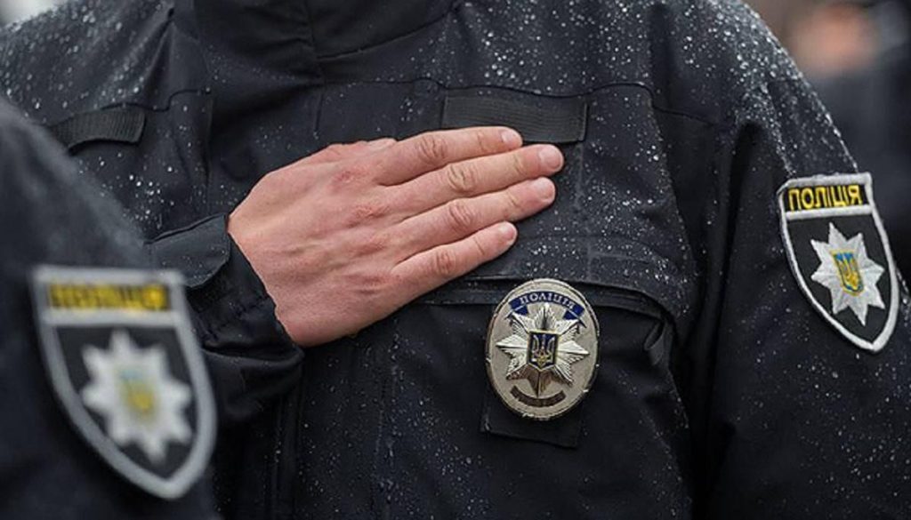 Пенсия вдове погибшего полицейского в Украине