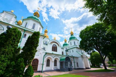 22 червня: Яке свято сьогодні? Головні заборони, прикмети та обов'язковий обряд для злагоди і щастя в родині. Поради на цей день.
