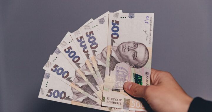 Рейтинг пенсій за регіонами: де в Україні отримують найбільші та найменші виплати – свіжа статистика