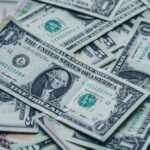 Прогноз курсу долара на початок серпня: банкір озвучив ключові чинники та очікувані зміни на валютному ринку України. Що буде з гривнею?