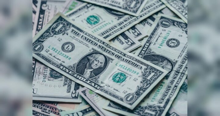 Прогноз курсу долара на початок серпня: банкір озвучив ключові чинники та очікувані зміни на валютному ринку України. Що буде з гривнею?