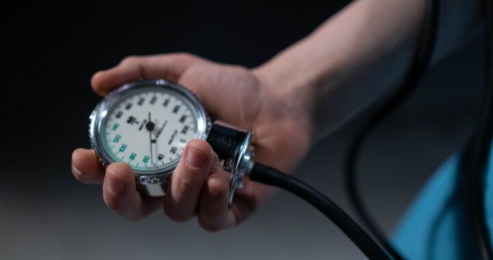 Імунний збій як прихований фактор гіпертонії: нові дані вчених про причини високого тиску та роль захисних клітин організму.