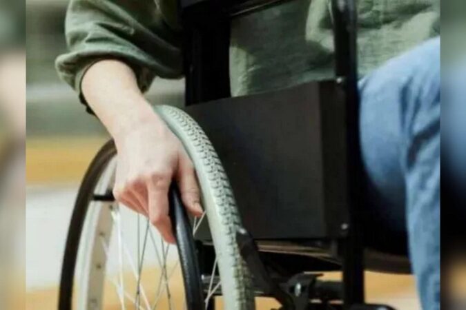 Виплати під загрозою: чи справді людям з інвалідністю планують скасувати державну допомогу та чого очікувати далі